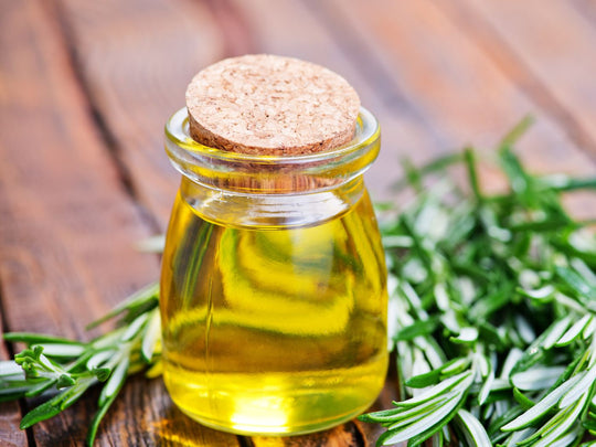 5 Secret Ways To Use Rosemary Oil For Hair Growth!