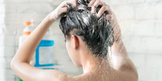Hair Wash Dos and Don’ts for Summer